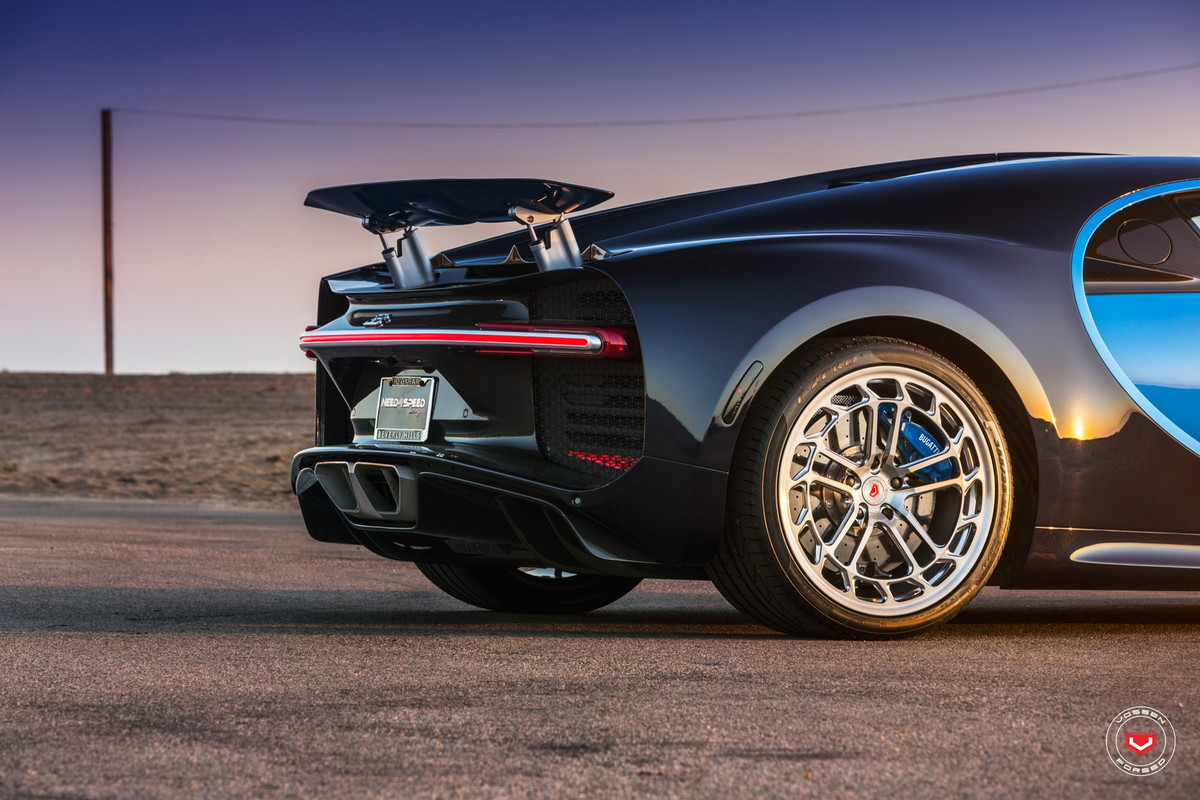 Bugatti Chiron on Vossen Wheels (5)