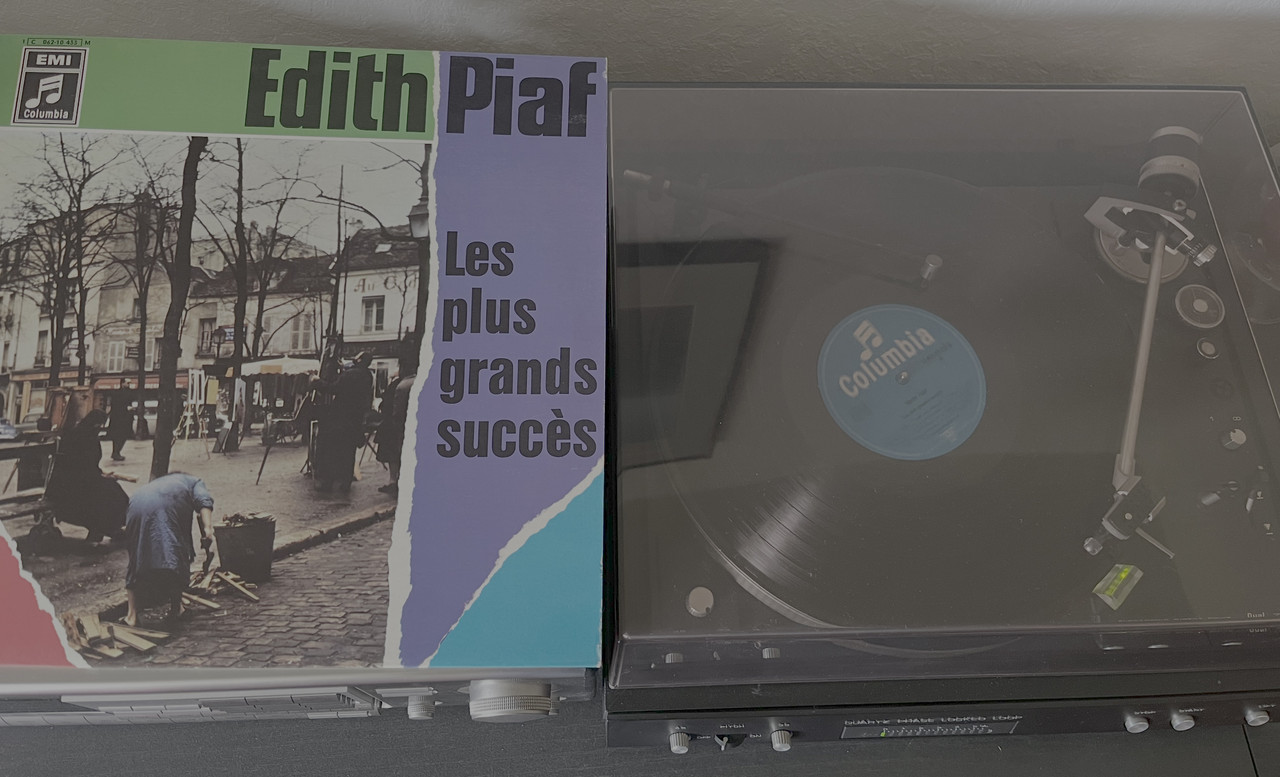 [Bild: Piaf.jpg]