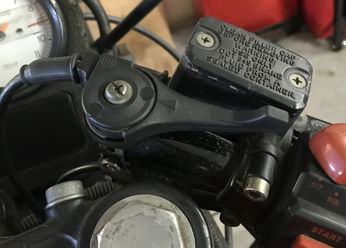 5112E7F7-5C7F-4CE3-A5B0-852CACF736ED