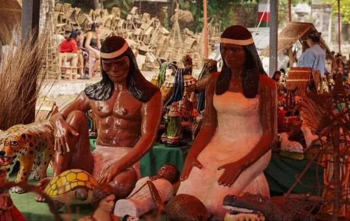 Representación artesanal de los pobladores originarios en Areguá