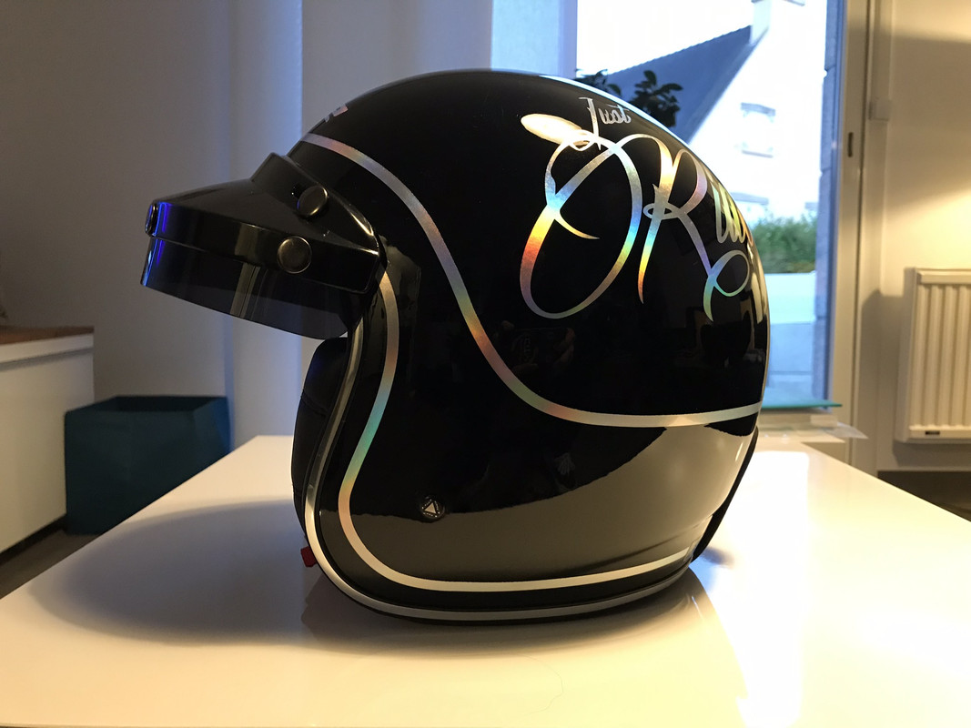 C8896098-0C29-42B3-99F6-F9CAA662ECAA