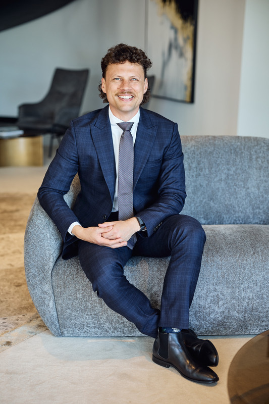 Professional portrait of Ian Cameron