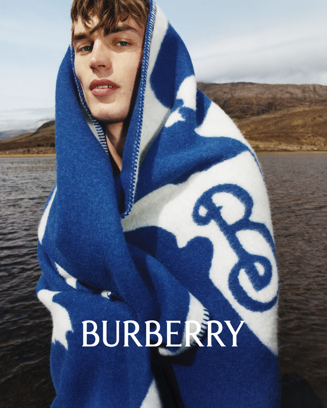Burberry, la visionaria campagna Winter 2023