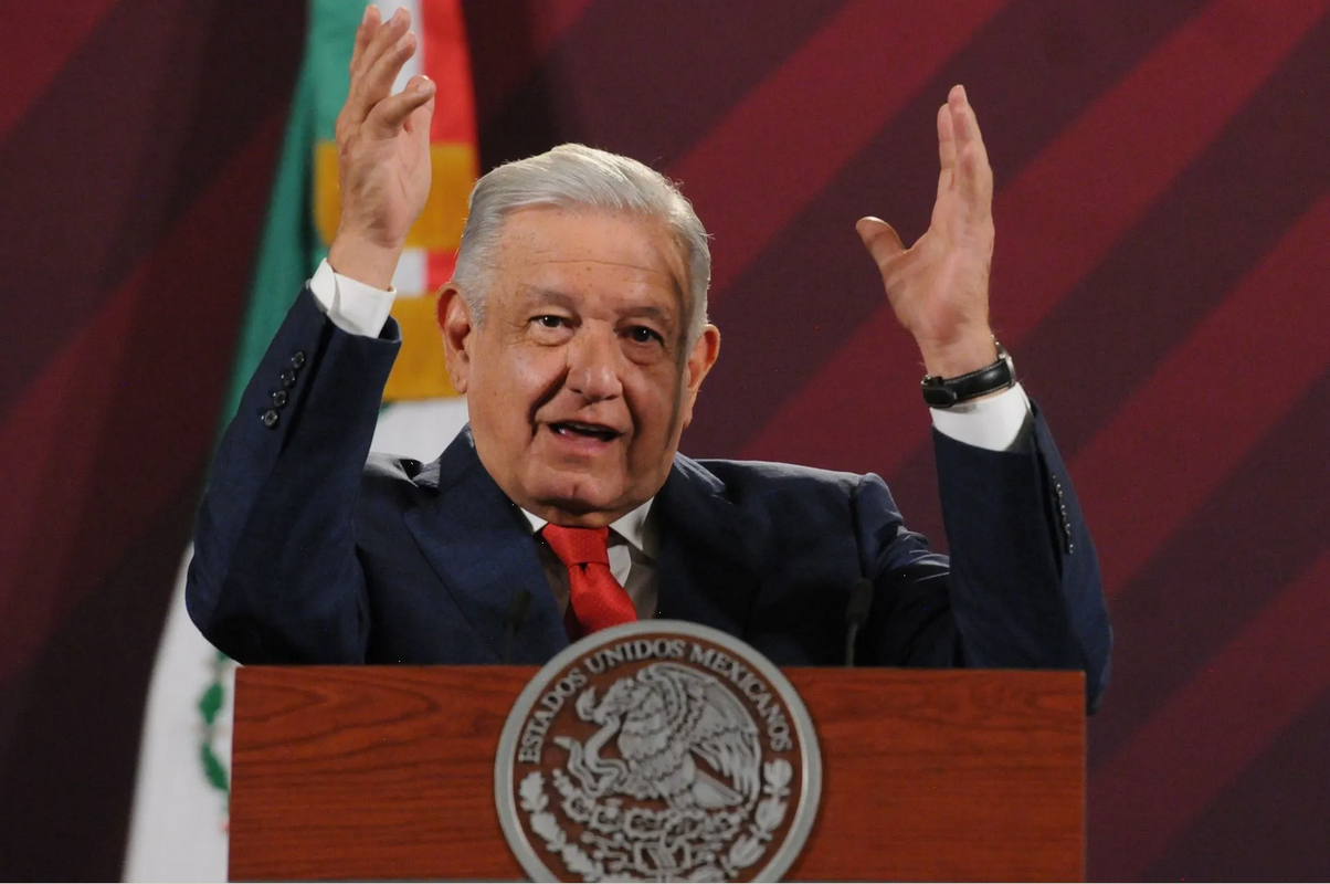 Anuncia AMLO que en 2024 relanzará  iniciativa sobre militarización de GN