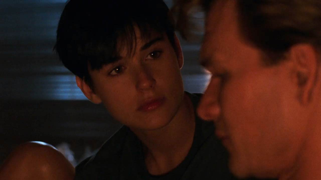 Ghost 1990 BluRay [Hindi + English] 480p, 720p ESub Screenshot