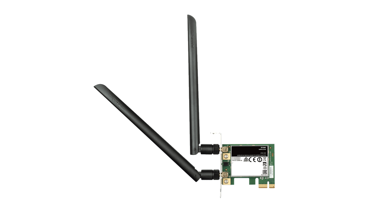 Adaptador de red PCI Express de D-Link con sus dos antenas.