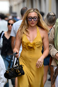 Florence-Pugh-Pokies-Yellow-Dress-Venice155