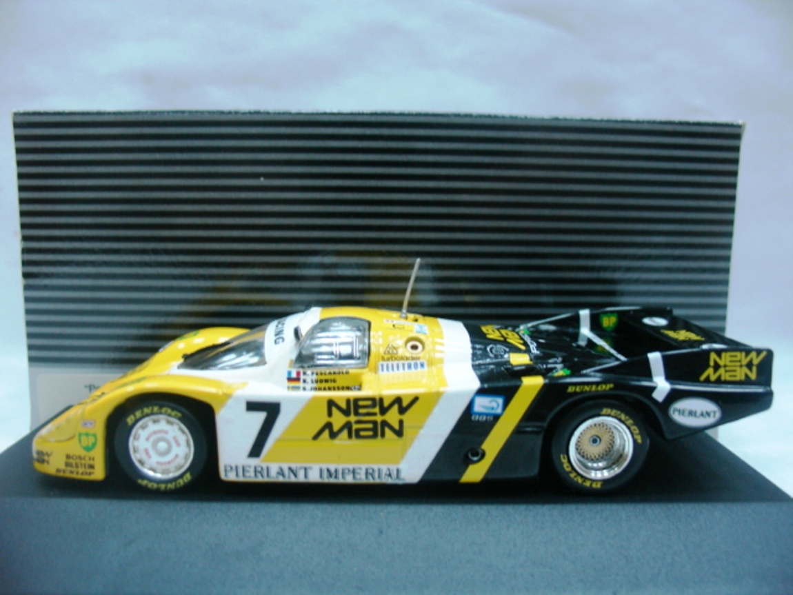 WOW EXTREMELY RARE Porsche 956L #7 1st Le Mans 1984 1:43 Quartzo