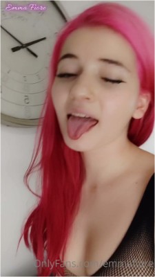 [Image: te-face-031406116.jpg]