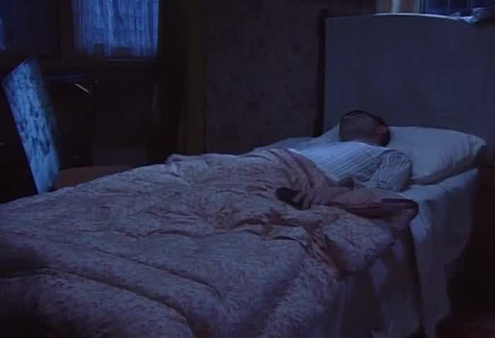 [Image: yu7iuf05mav2.jpg]