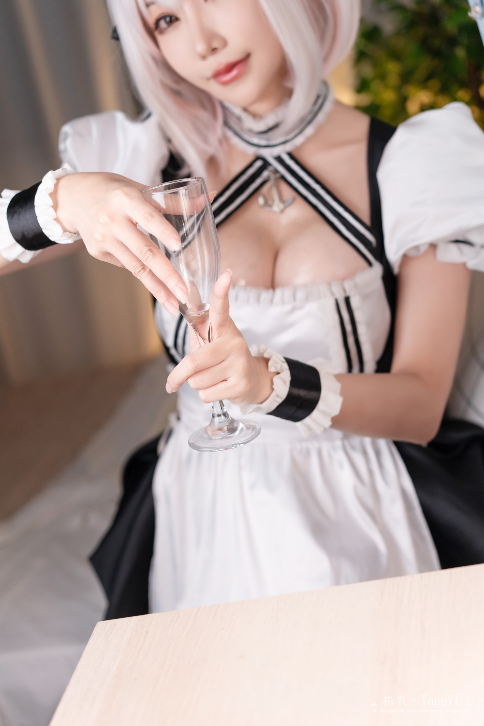 楊衣 Yangyi – 天狼星 Sirius Cosplay 写真视频合集（68P+6V-515MB）碧蓝航线插图1