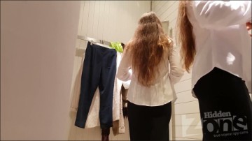[Image: Voyeur12955122033.jpg]