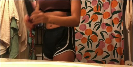 [Image: Voyeur49185123210.jpg]