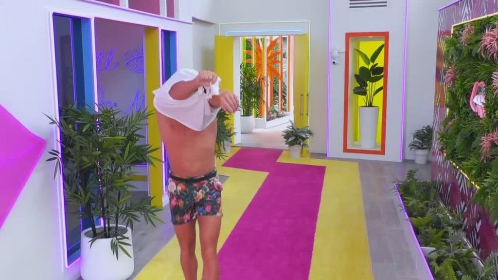 [Image: x8tg3w3q6kik.jpg]