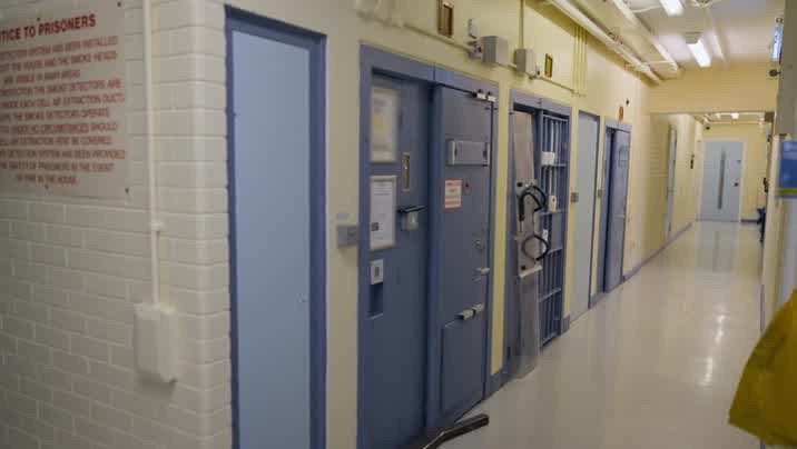 [Image: kkq2s63x2ust.jpg]