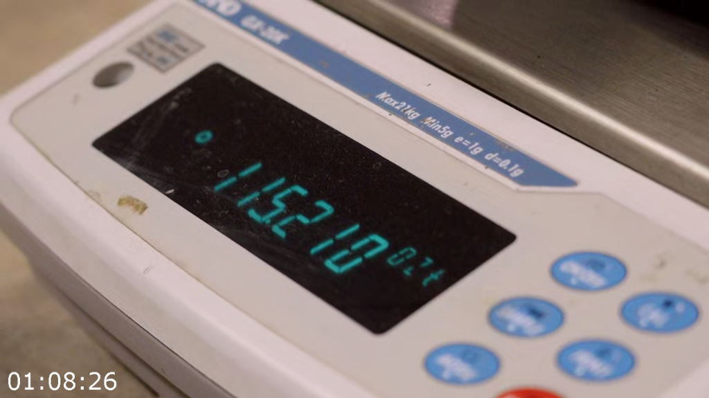 [Image: eaw7a3b9y7vn.png]