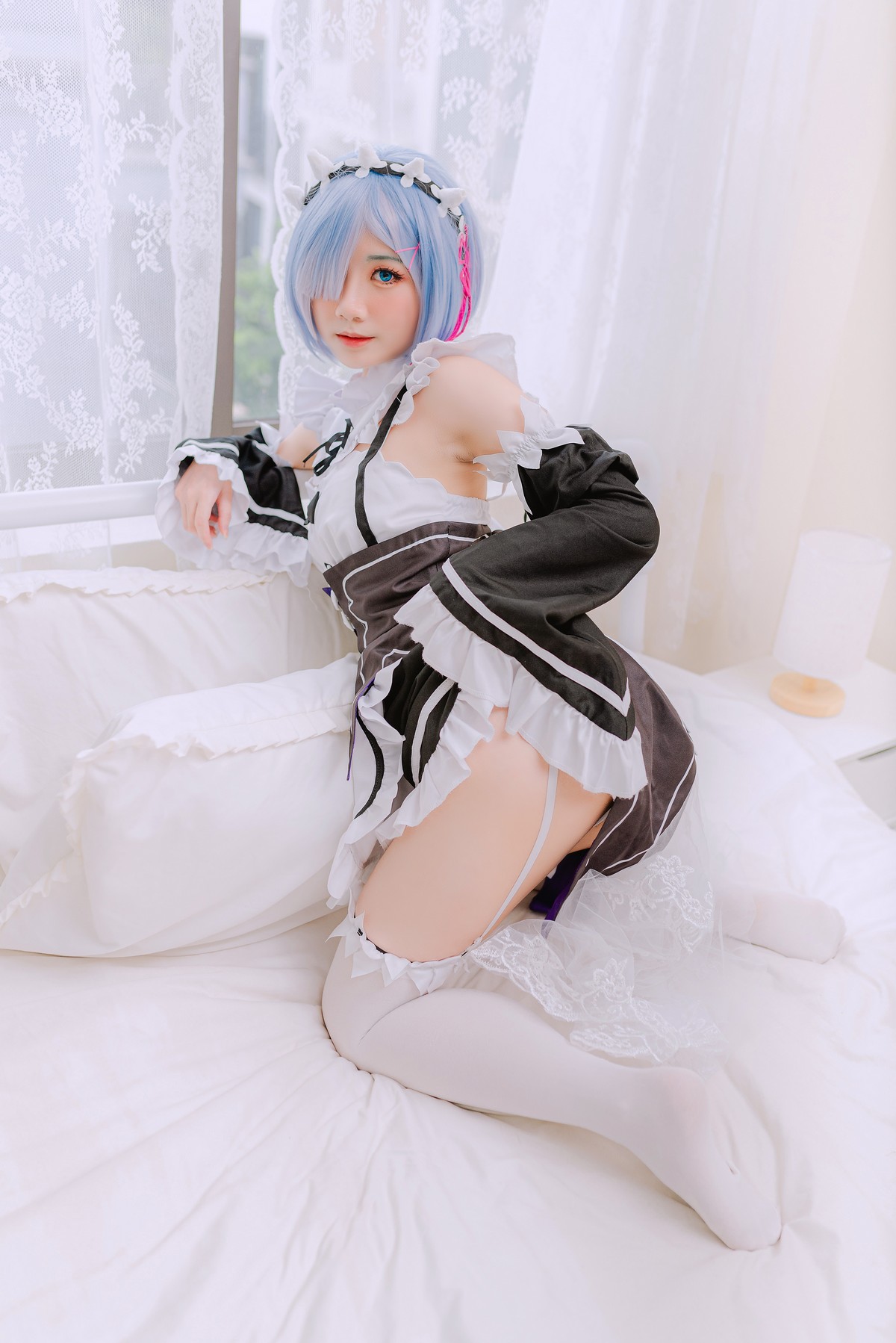 PoppaChan Rem Maid Classic Cosplay (Re Zero) – 20 Photos 105MB插图8