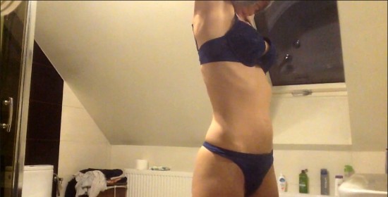 [Image: Voyeur38985130143.jpg]