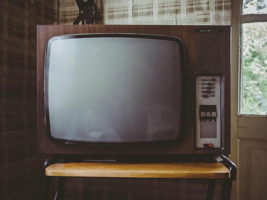 TV valvulada antiga