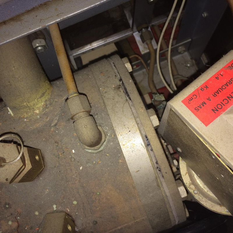 41DA4466-D8BF-4646-92A3-3E8C6830A57E