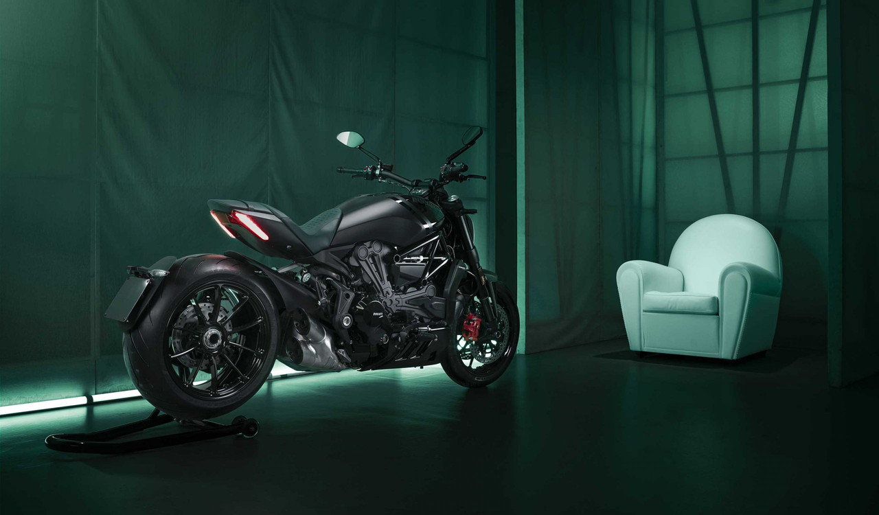 Лимитированный мотоцикл Ducati XDiavel Nero 2022