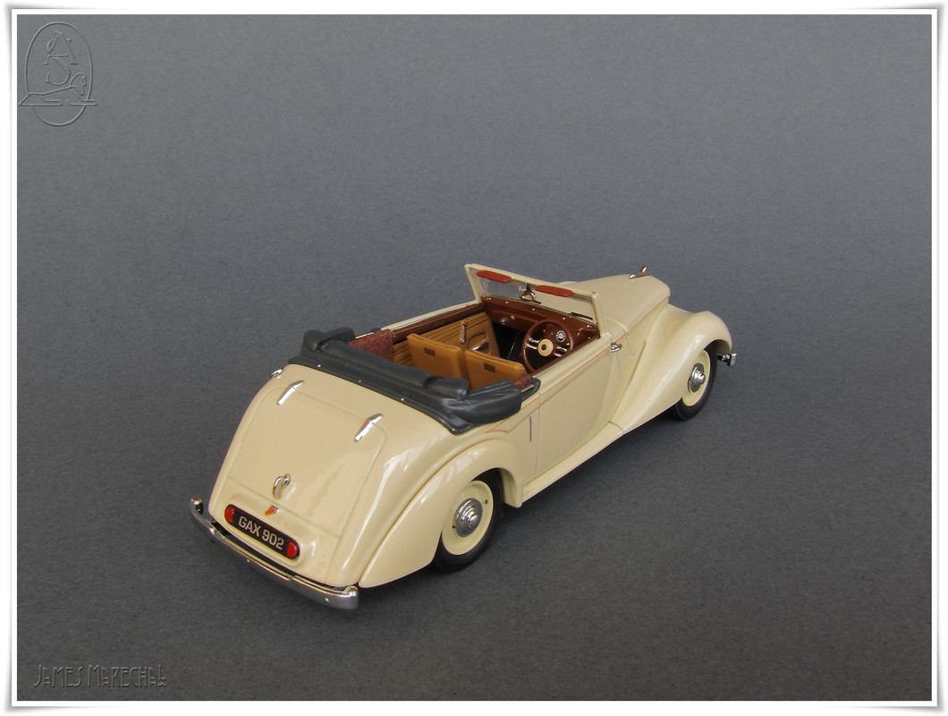 ArmstrongS. Hurricane (2) Ox