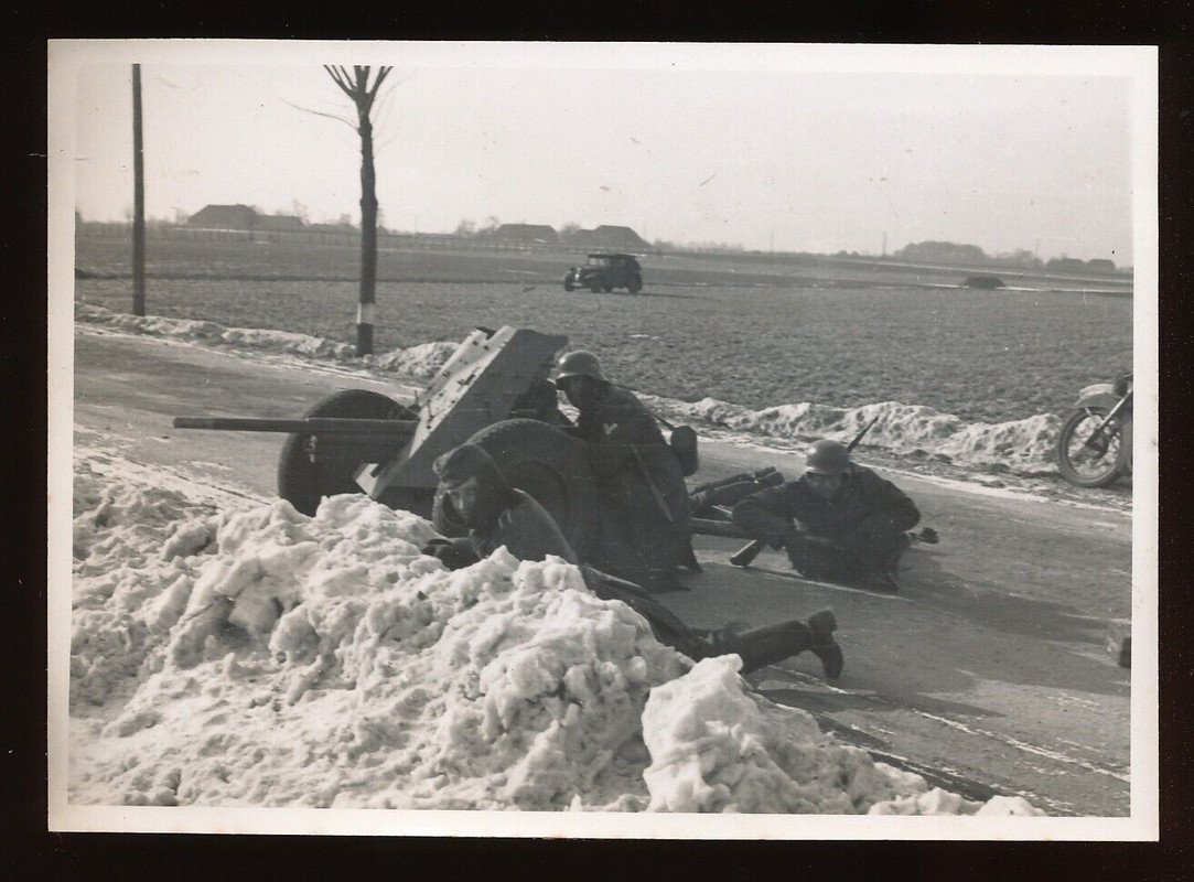 Foto - Technik PAK Geschütz in Stellung - 2.WK