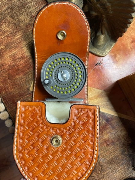 FBF59439-14DE-4F76-8C57-90FA0893B4F1