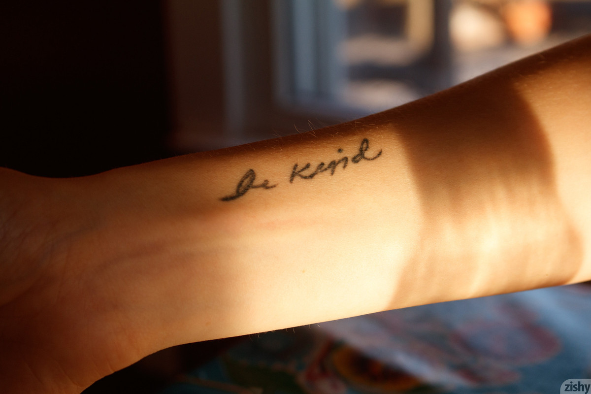 full_042_1208241314192805