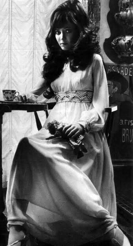 anna_karina_mc25
