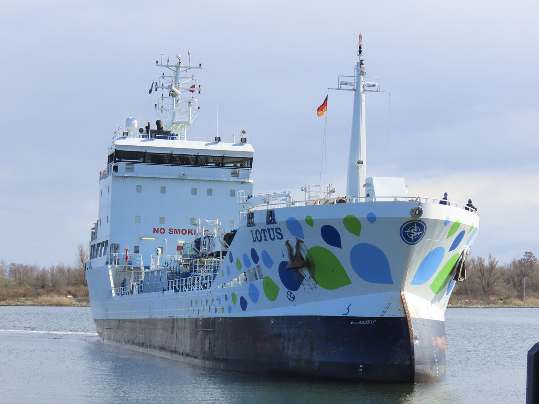 224300C8-A258-47C2-A345-2292442CEA97