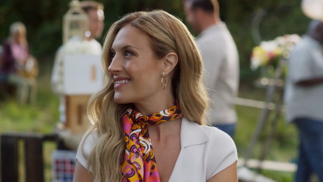 Scented with Love 2022 WebRip [Hindi + English] 480p, 720p ESub Screenshot