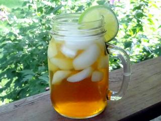 TAZO-herbal-iced-tea-on-porch.jpg