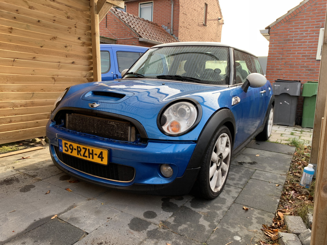 0AB86984-6B7A-4208-8764-F12B7A7F5DC6