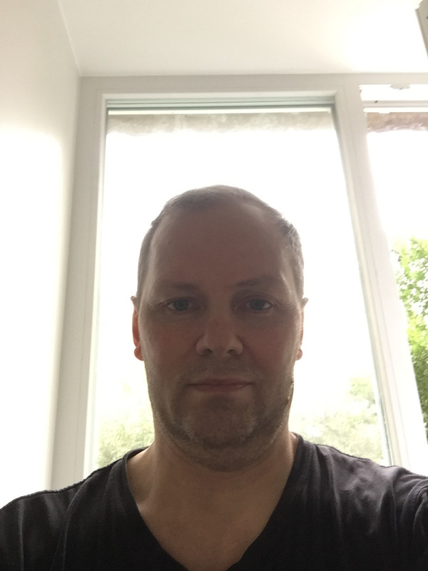 406219E1-9911-404C-A1D3-6472F4778E67