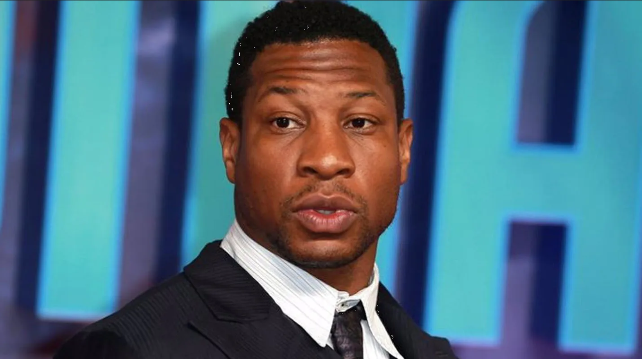 Jonathan Majors evita prisión tras acusaciones de violencia doméstica por parte de su ex