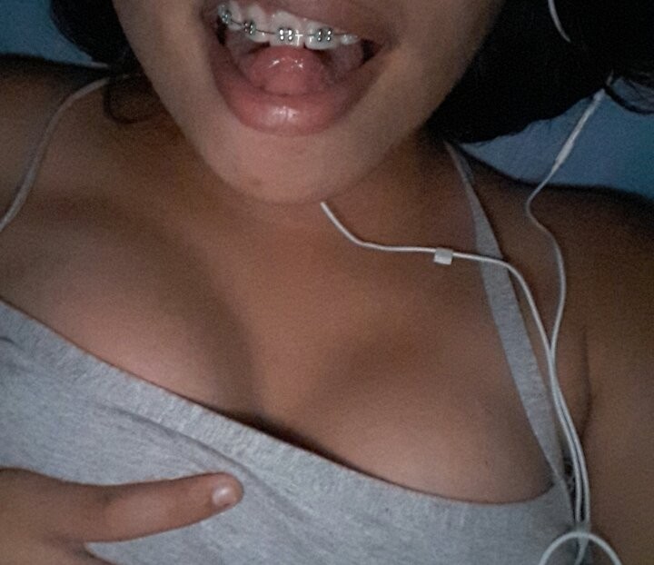 [Amateur Teen] Sara Latina w/ Braces Scraped by the Void featured image