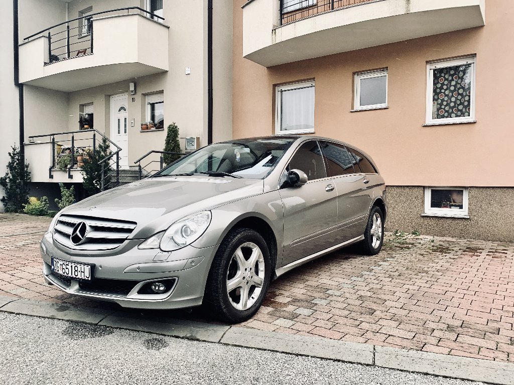 DB135155-0C89-486E-8A8F-D673BBFC38AD