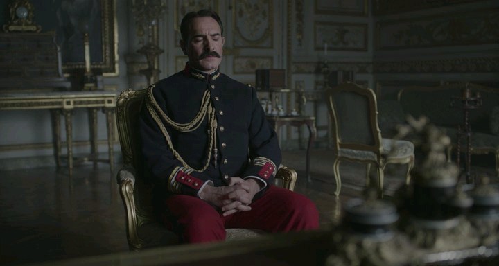 L.Ufficiale.E.La.Spia.2019.iTALiAN.BDRiP.AC3.XviD.avi_snapshot_0