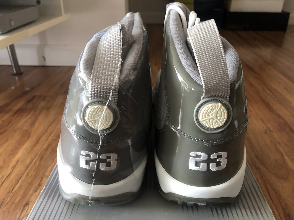 DS 2002 Nike Air Jordan IX 9 Retro Cool Grey 302370-011 sz DS 2002 Nike Air Jordan IX 9 Retro Cool Grey 302370-011 sz