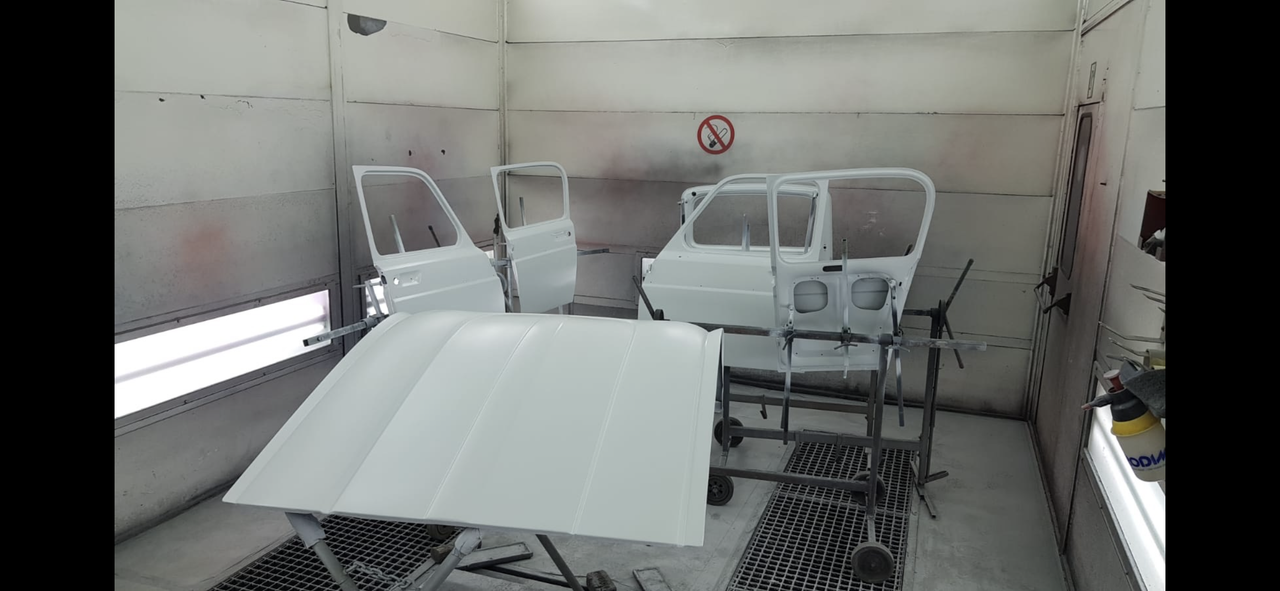 EE6A7B33-5A27-44AE-A450-236FDF1934BC