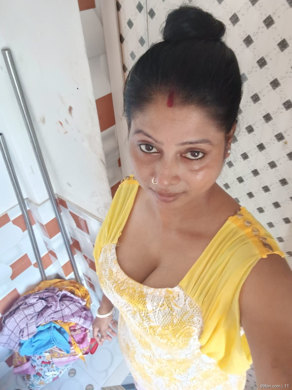 Bengali Cheater Boudi Affair With Devar Sex Video Bengali Cheater Boudi Affair With Devar Sex Video
