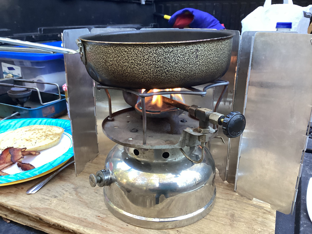 4704B902-45D6-4867-BB49-5EEF2708C5E4