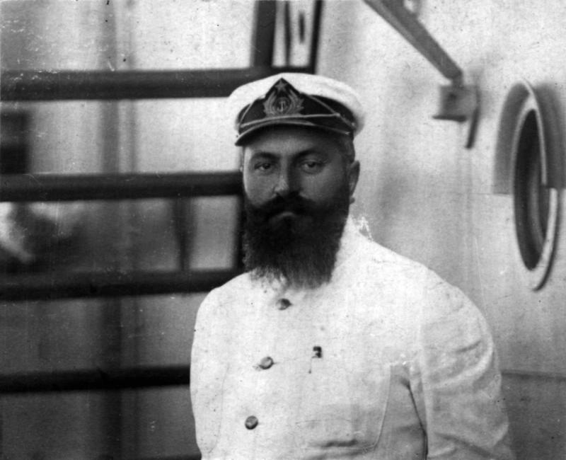 Домбровский А. В. 1