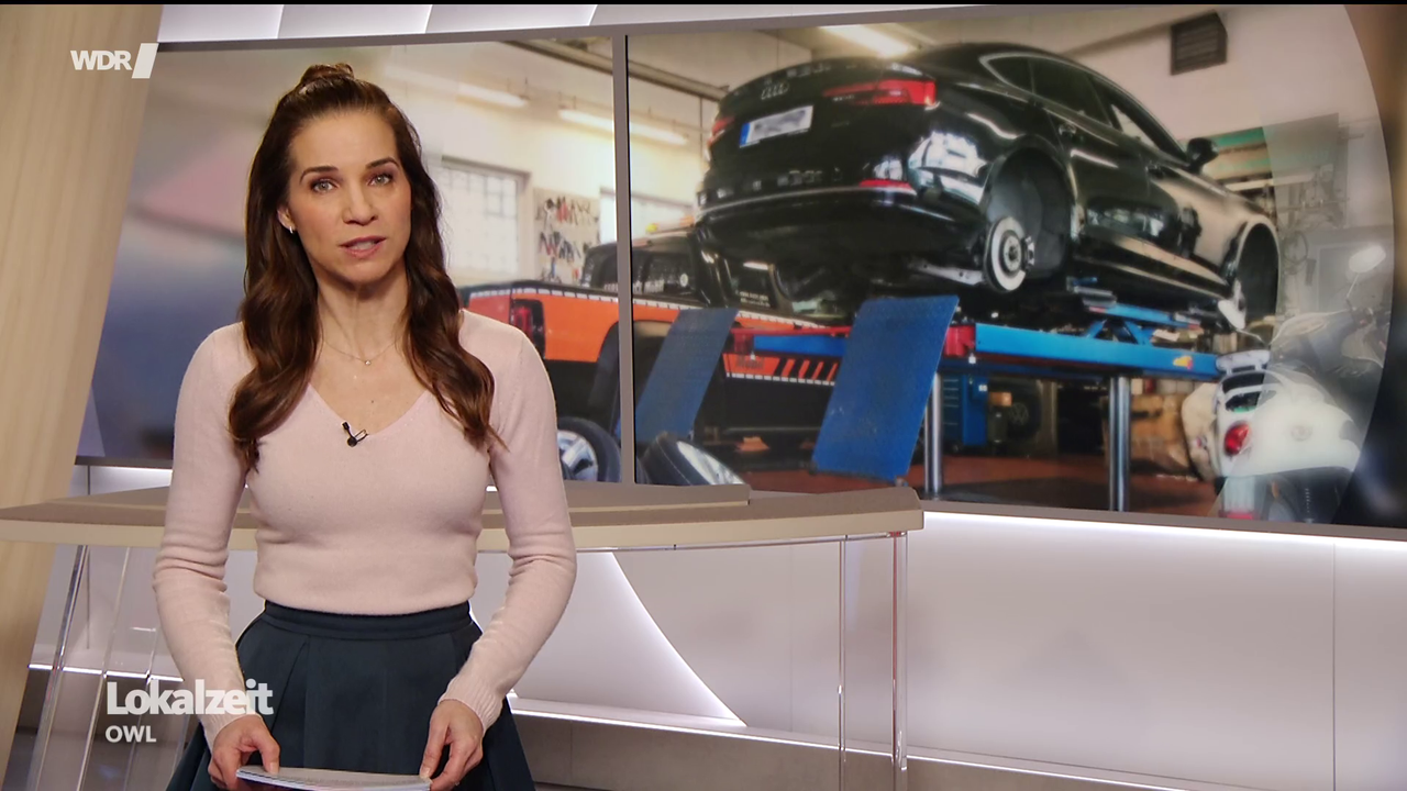 Kristina Sterz WDR Lokalzeit OWL 12 03 2026 112X Caps 100