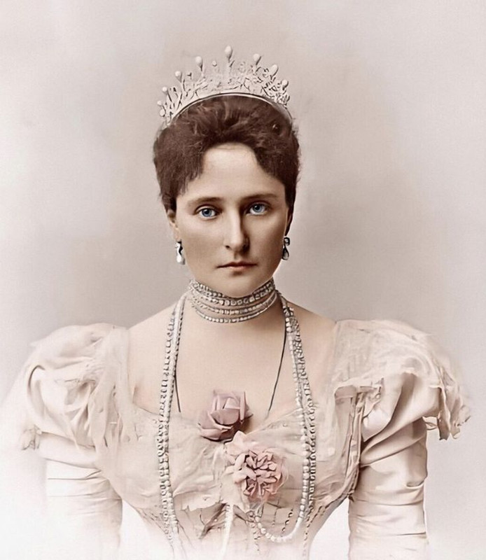 Александра