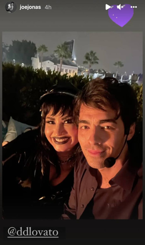 Joe Jonas y Demi Lovato se reúnen en Halloween a 11 años de terminar su noviazgo