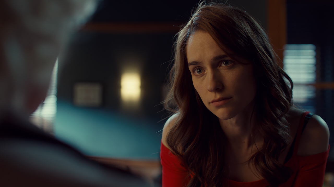Wynonna.Earp.S03E07.I.Fall.To.Pieces.1080p.10bit.BluRay.AAC5.1.HEVC-Vyndros.mkv_snapshot_34.13_[2020