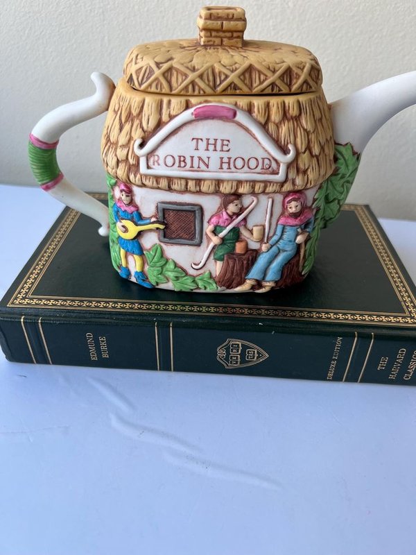 teapot-robin-hood-pub.jpg