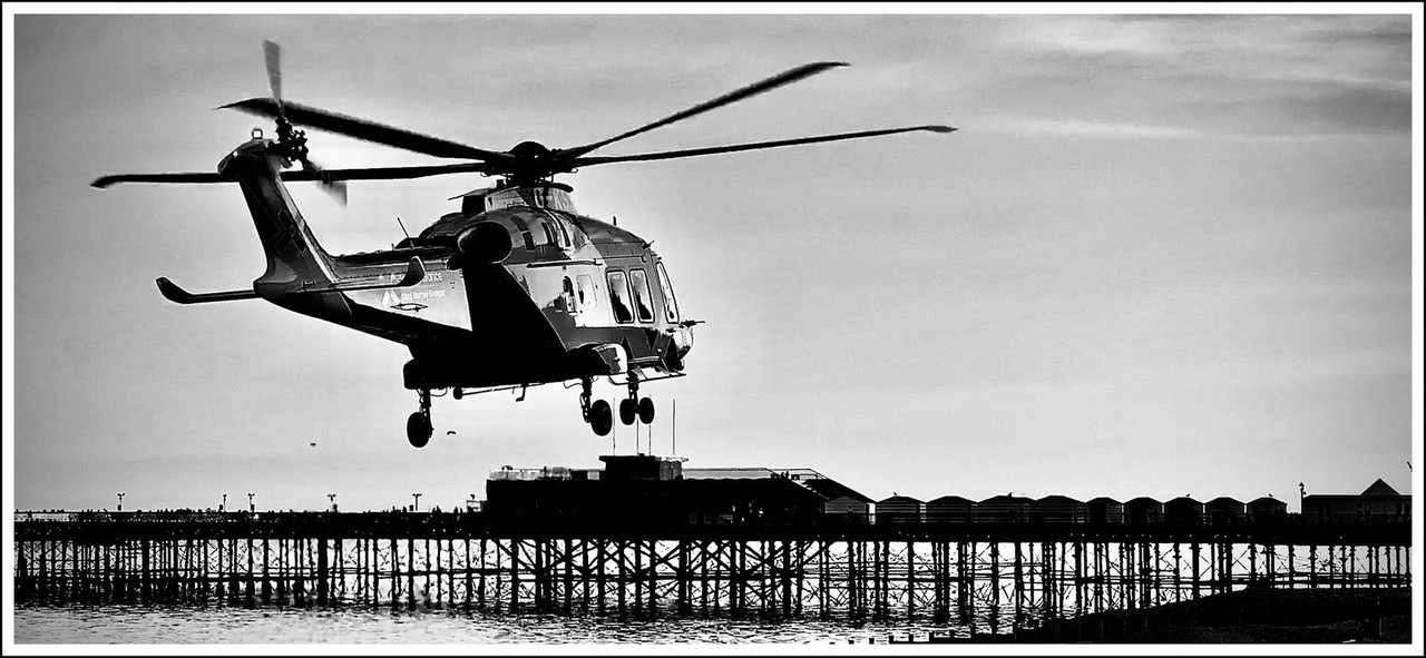 blacknwhite-helicopter.jpg
